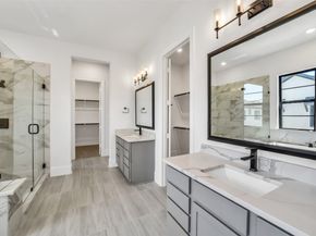 3220 Royal Oaks Hollow Lane, Houston TX 77082