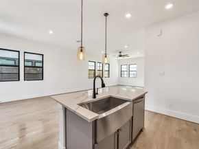 3220 Royal Oaks Hollow Lane, Houston TX 77082