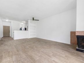 8253 Sands Point Drive 165, Houston TX 77036