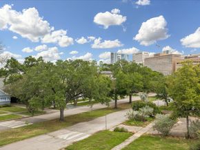 2065 Southgate Boulevard, Houston TX 77030