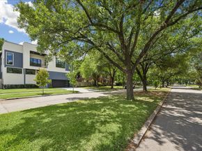 2065 Southgate Boulevard, Houston TX 77030