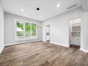 2065 Southgate Boulevard, Houston TX 77030
