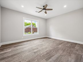 2065 Southgate Boulevard, Houston TX 77030