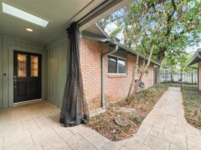 1626 Conrad Sauer Drive, Houston TX 77043