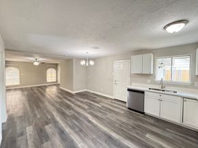 6431 Harcourt Drive, Houston TX 77016
