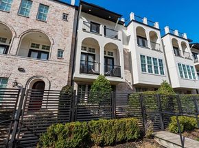 2605 Maxroy Street, Houston TX 77007