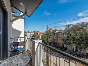 2605 Maxroy Street, Houston TX 77007