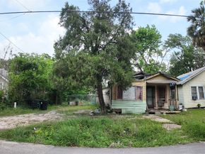 7935 Sherman Street, Houston TX 77012