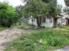7935 Sherman Street, Houston TX 77012