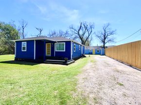 2022 Ladin Drive, Houston TX 77039