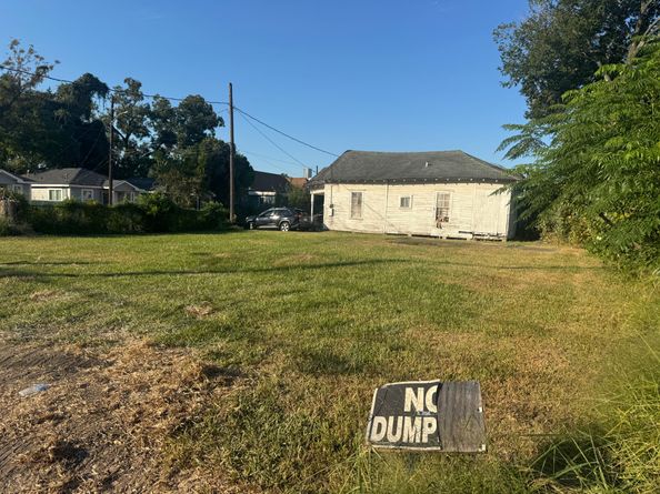 3515 Saint Charles Street, Houston TX 77004