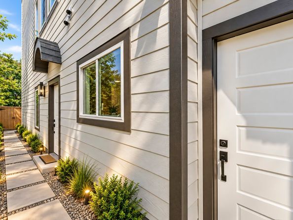 9725 Turnbow A and B, Houston TX 77029