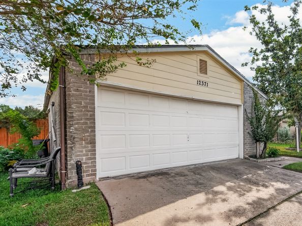 12371 Wellington Park Drive, Houston TX 77072