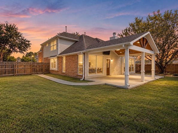 8702 Sailing Drive, Humble TX 77346