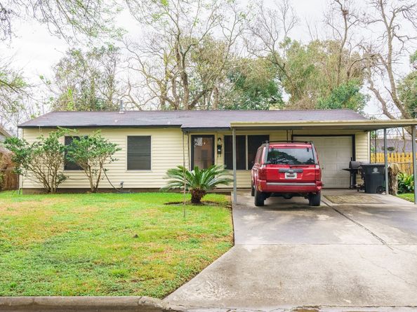 5634 Schevers Street, Houston TX 77033