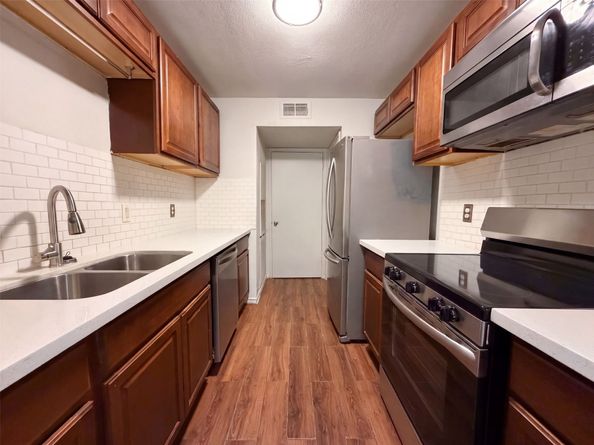 6606 De Moss Drive 1211, Houston TX 77074