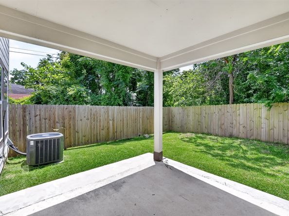 436 Owens Street, Houston TX 77029