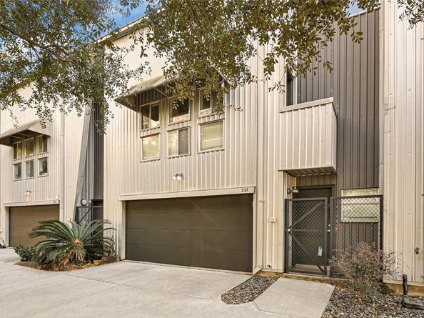 227 W Gray, Houston TX 77019