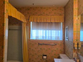 5714 Bankside Drive, Houston TX 77096