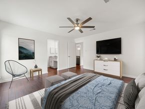 2829 Timmons Lane 130, Houston TX 77027