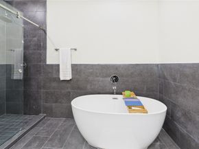 3095 Hicks Street, Houston TX 77007