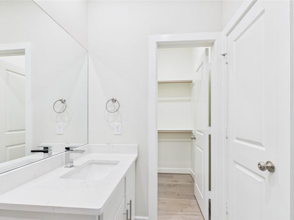 3095 Hicks Street, Houston TX 77007