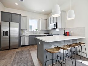 3095 Hicks Street, Houston TX 77007