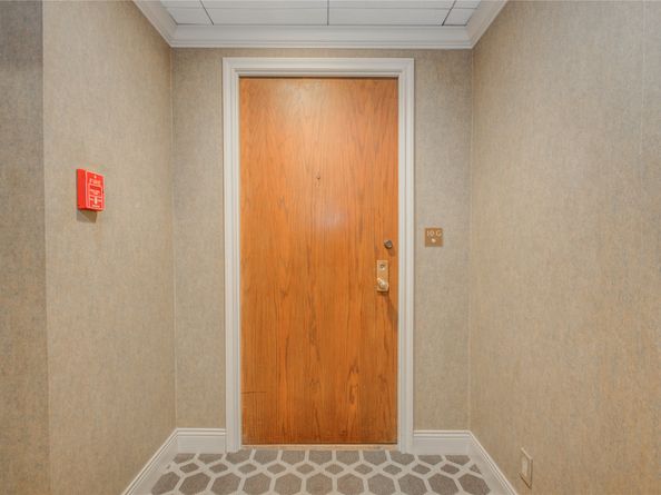 15 Greenway Plaza 10G, Houston TX 77046