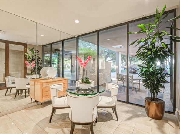 15 Greenway Plaza 10G, Houston TX 77046