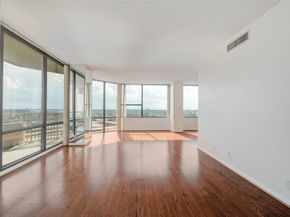 15 Greenway Plaza 10G, Houston TX 77046