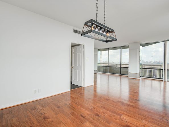 15 Greenway Plaza 10G, Houston TX 77046