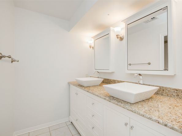 15 Greenway Plaza 10G, Houston TX 77046