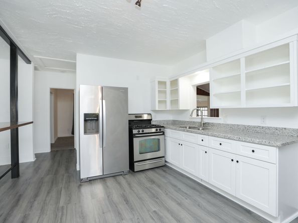 207 Cosmos Street, Houston TX 77009