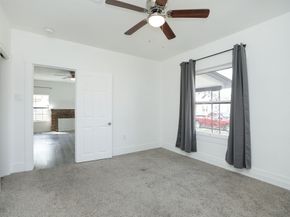 207 Cosmos Street, Houston TX 77009