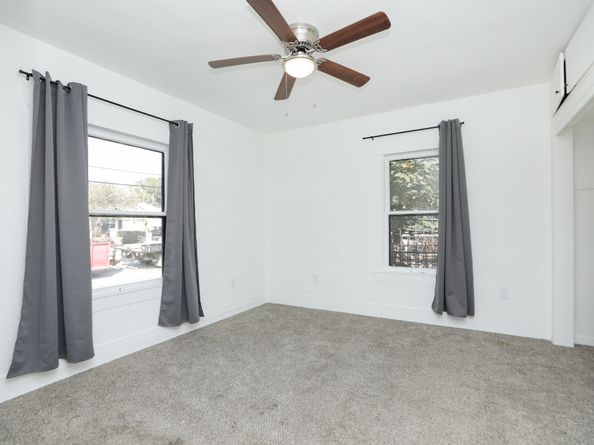 207 Cosmos Street, Houston TX 77009