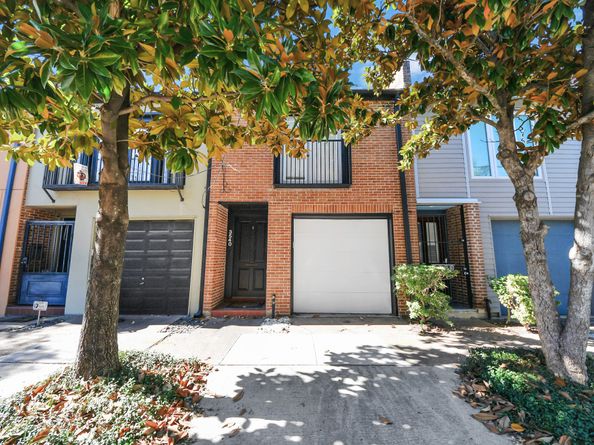 3540 Yupon Street, Houston TX 77006