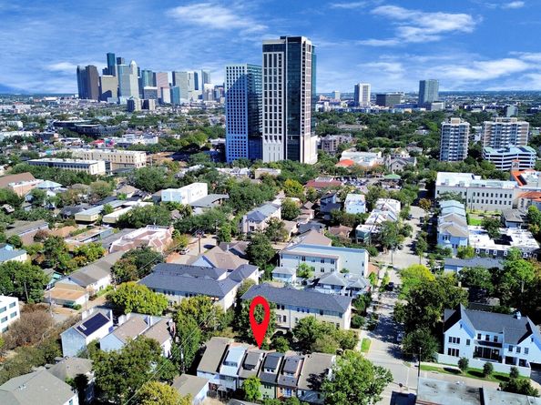 3540 Yupon Street, Houston TX 77006