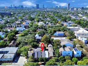 3540 Yupon Street, Houston TX 77006