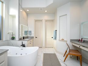 3815 Antibes Lane, Houston TX 77082