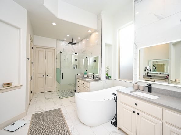 3815 Antibes Lane, Houston TX 77082