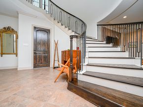 3815 Antibes Lane, Houston TX 77082