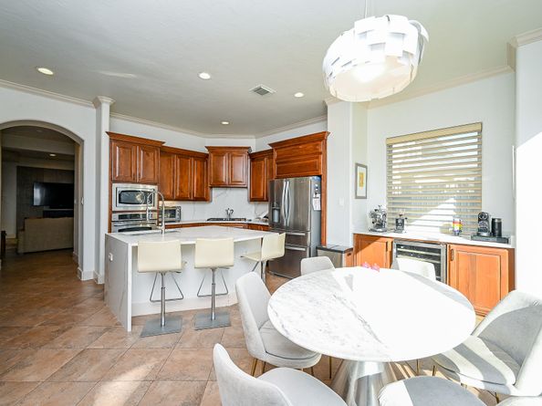 3815 Antibes Lane, Houston TX 77082