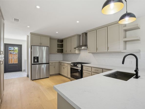 1415 Tabor Street, Houston TX 77009