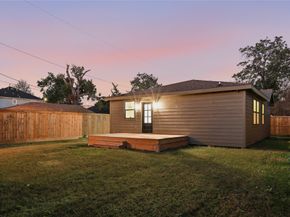 1415 Tabor Street, Houston TX 77009