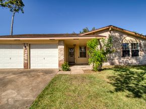12119 Crystalwood Drive, Houston TX 77013