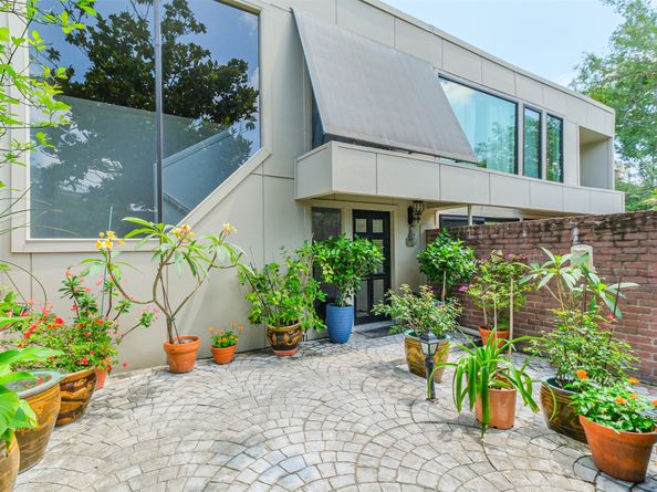 2322 Steel Street, Houston TX 77098