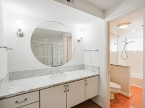 2322 Steel Street, Houston TX 77098