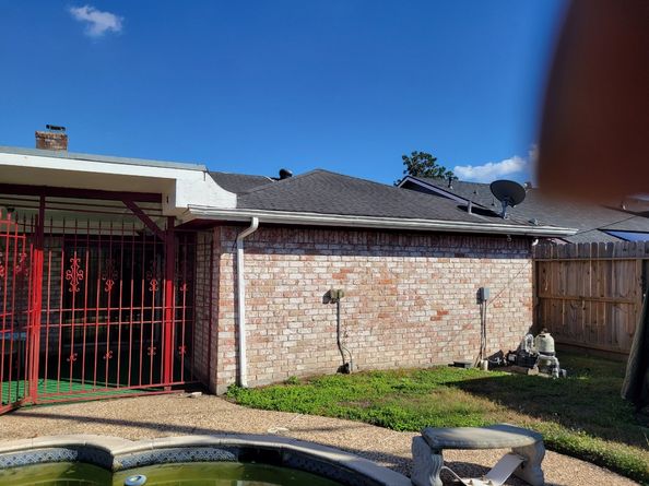 12934 Glenwyck Street, Houston TX 77045