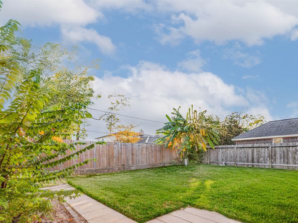 7903 S Wellington Court, Houston TX 77055