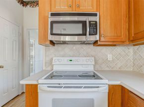 7903 S Wellington Court, Houston TX 77055